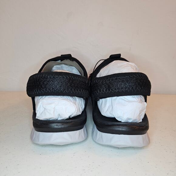 BASS OUTDOOR Hex Mesh Action Hiking Shoe Women's Size 8.5 Black Water Resistant - Picture 2 of 6